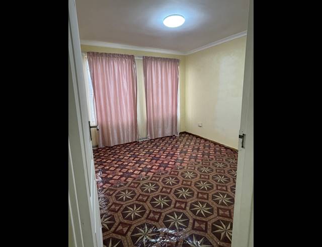 2 BEDROOM FREESTANDING TO LET IN MPOPHOMENI